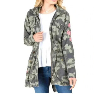 Francesca’s Collections Blue Rain Anorak Camo Embroidered jacket